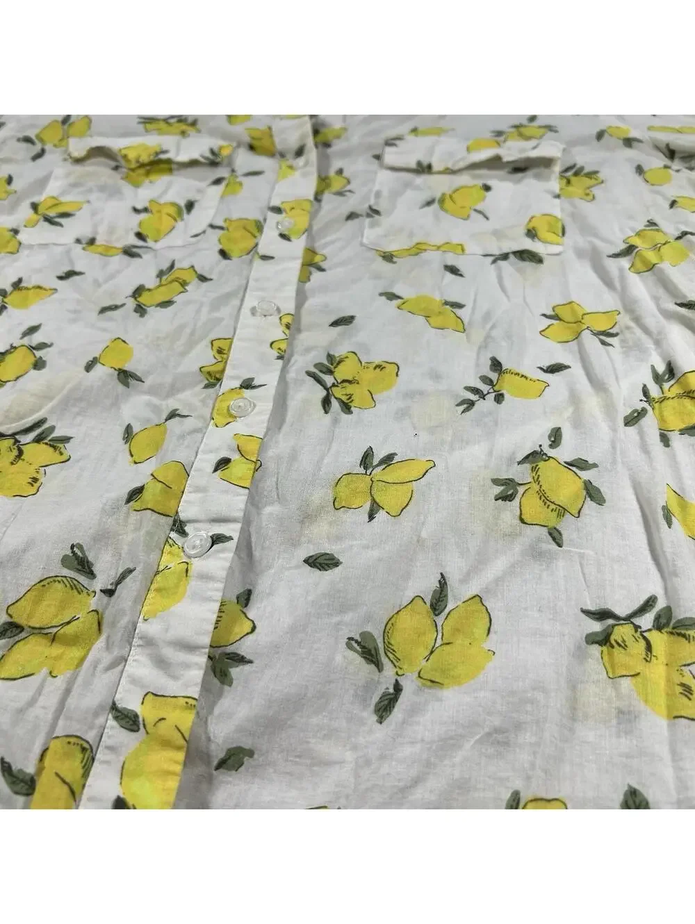 Gap Women's Boyfriend Fit Button Up White Lemon shirt blouse Size Medium - Picture 7 of 7